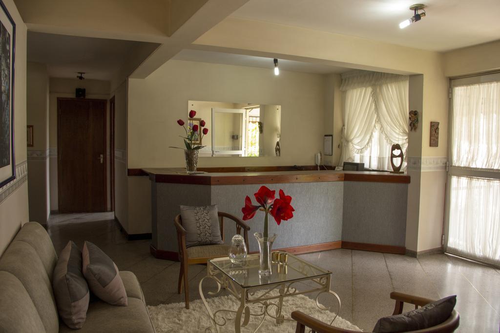 Hôtel Residencial Vanessa à Curitiba Extérieur photo